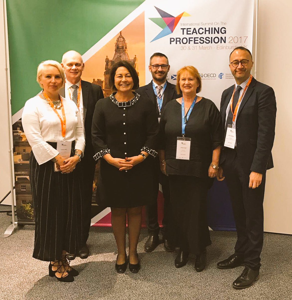 Getting ready to go! #ISTP2017 with <a href="/hekiaparata/">Hekia Parata MP</a> @NZEdCouncil <a href="/whetu65/">Whetu  Cormick</a> <a href="/JackJBoyle22/">Jack Boyle</a> <a href="/NZEImedia/">NZEI Media</a>