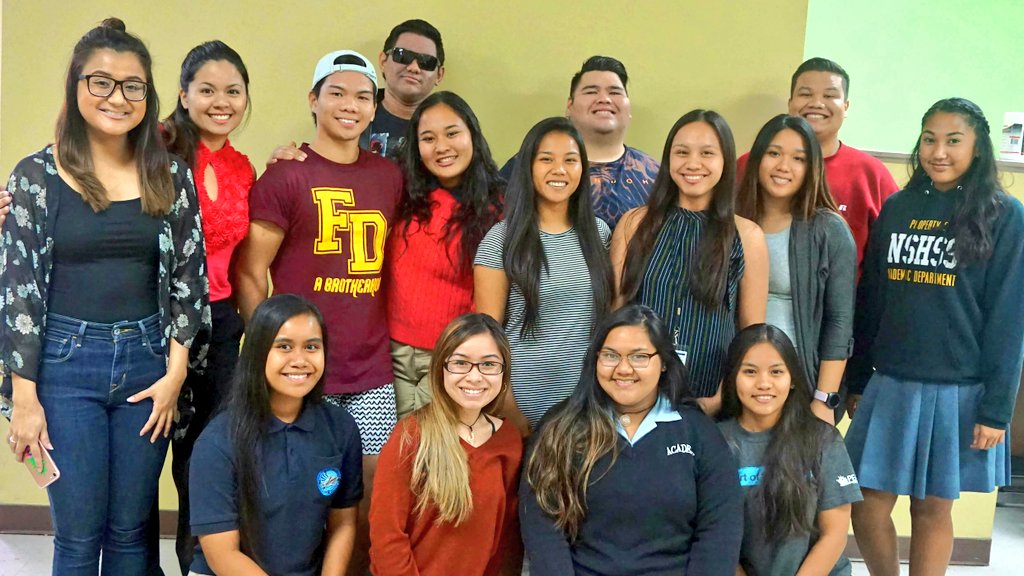 yfyliveguam's tweet photo. Here's the last of the #YFYFam 💛💛 w/ the Conference Committee &amp; our officers. Lets get #CataLIT!!! https://t.co/NIGKbuzwSY