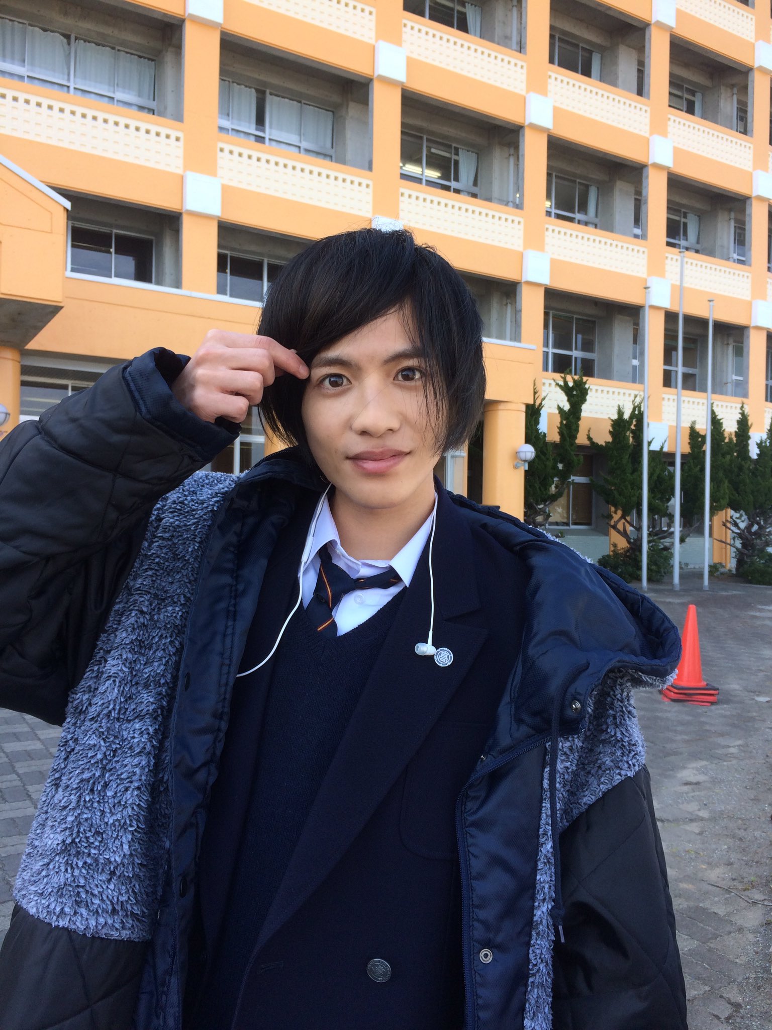 志尊淳 本日 19 00 21 57 Tbs Cdtv春スペシャル 卒業ソング音楽祭17 内で主演させて頂きました ドラマ ひまわりの約束 が放送です 過去にトラウマがある 内向的な少年を演じました 青春恋愛ストーリー 秦さんとのコラボもお楽しみに
