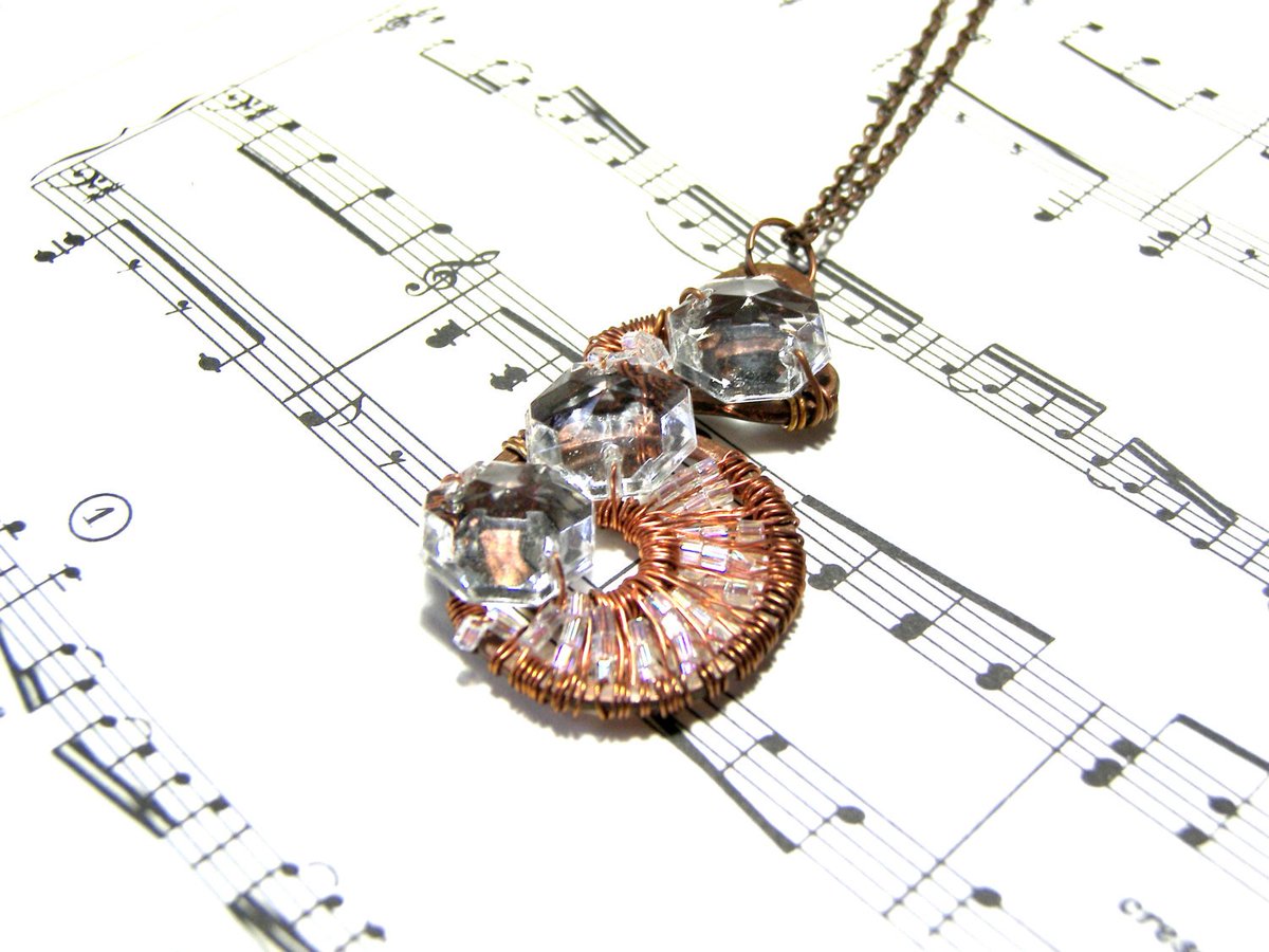 lunaessence's tweet image. Crystal Pendant Metaphysical Pendant Spiritual Jewelry Gift Idea… etsy.me/2mcA2Nq #LunaEssence #CopperScroll