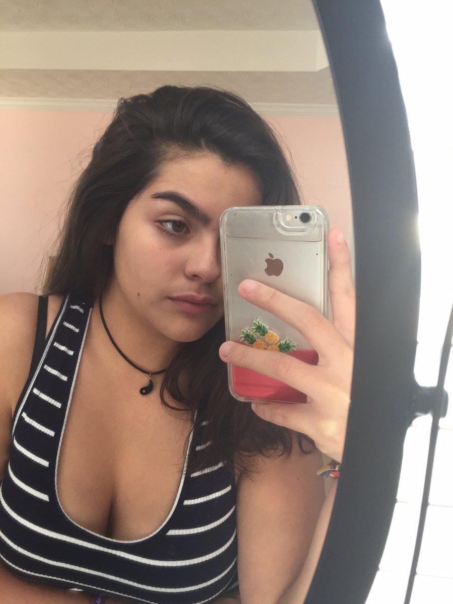 NicoleeeYanez's tweet photo. #gaytwitter https://t.co/UpuYqsu2EQ