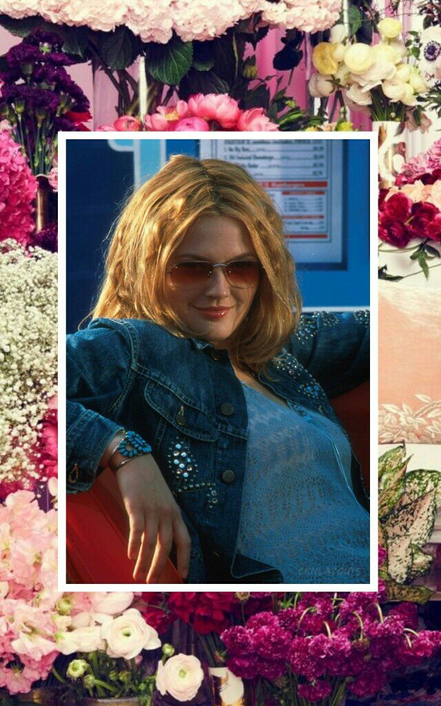 CaKeNiya's tweet photo. Drew Barrymore Lockscreen
-rt if saved -scrnshot and tag us if used.
-drew https://t.co/2ynex1PvFF