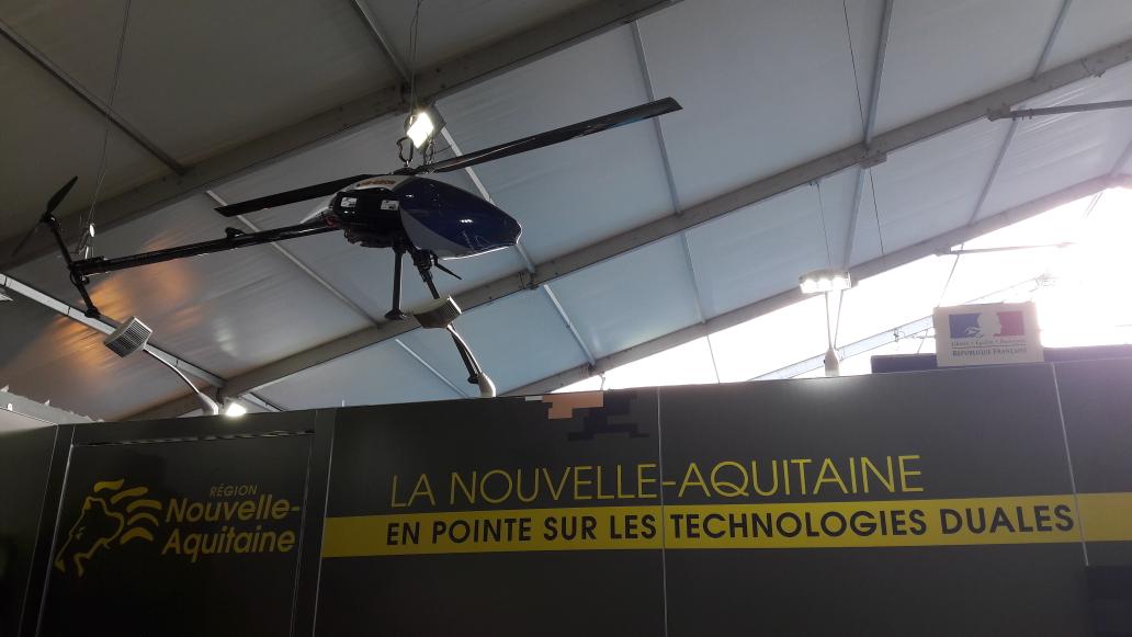 DRONES_AETOS's tweet photo. Le drone @Helipse  sur le stand @NvelleAquitaine à  SOFINS avec @DRONES_AETOS https://t.co/hsmI1Jrrn9