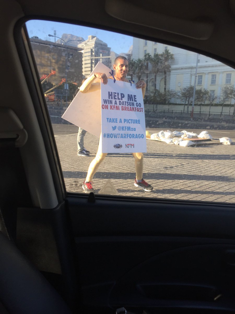 C_8_Y's tweet photo. @KFMza he is looking ever so smug and happy 😊#howfarforago https://t.co/IkOB5yVTZw