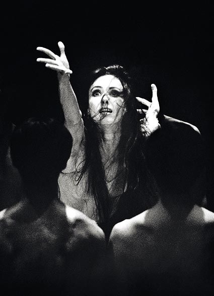 zesty_dance's tweet image. lasylphidedubolchoi: Sylvie Guillem in Bolero
Photos by ? tanaquilleclercq.tumblr.com/post/158956561…