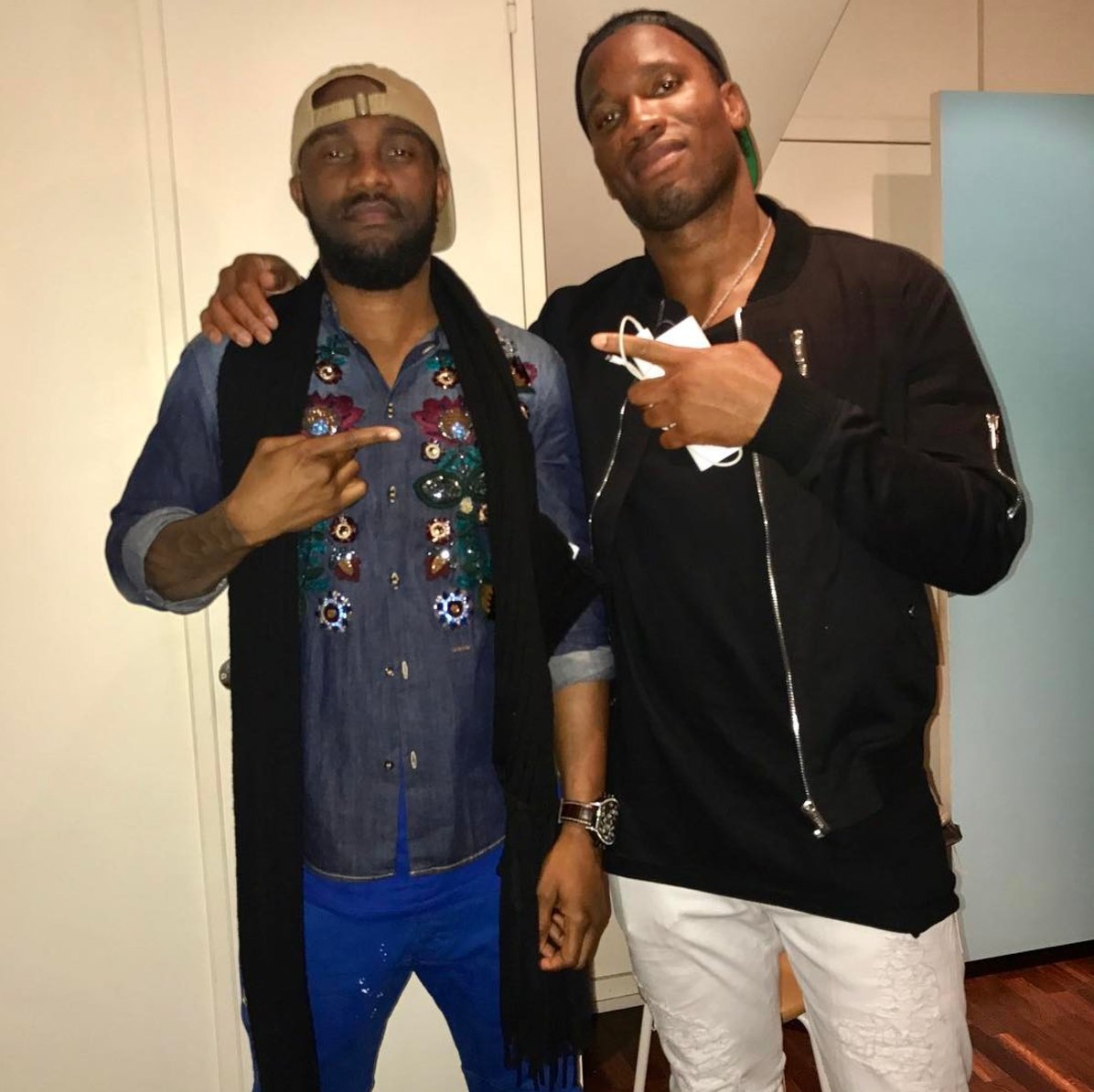fallyipupa01's tweet photo. 🇨🇩🇨🇮🇫🇷 @fallyipupa01 x @didierdrogba #Kings https://t.co/xRzpO72cmp