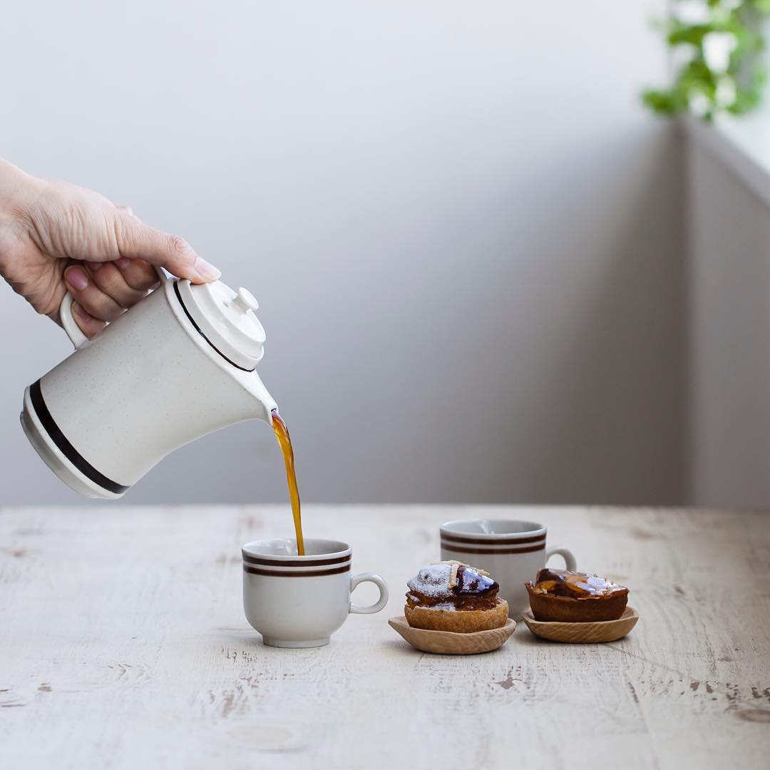 CoffeePlaylist's tweet photo. Kahveniz hazırsa fon müziği de hazır ☕️🎶 Americano kahve için playlist   https://t.co/525zVlyQTp  #coffeeplaylist https://t.co/KkLde7k1Vf