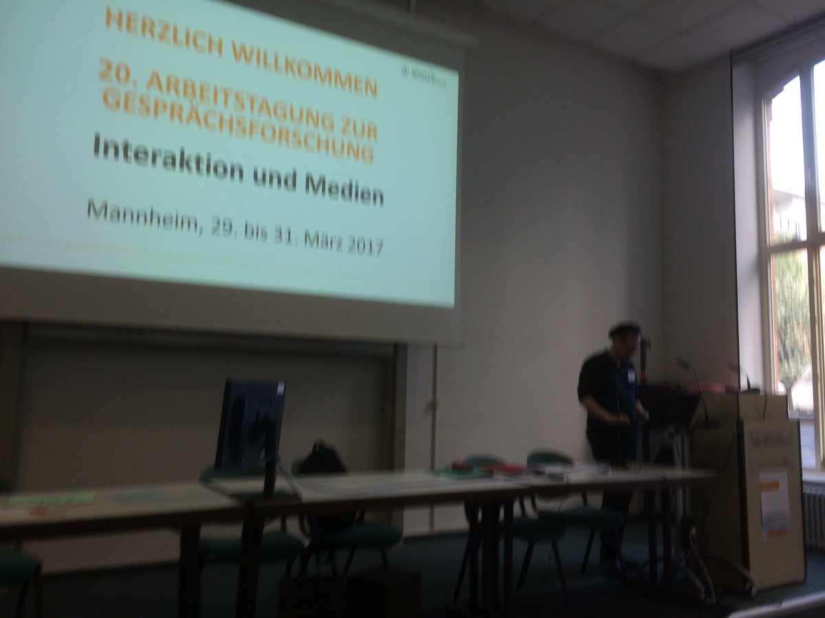 Axel Schmidt tweet media