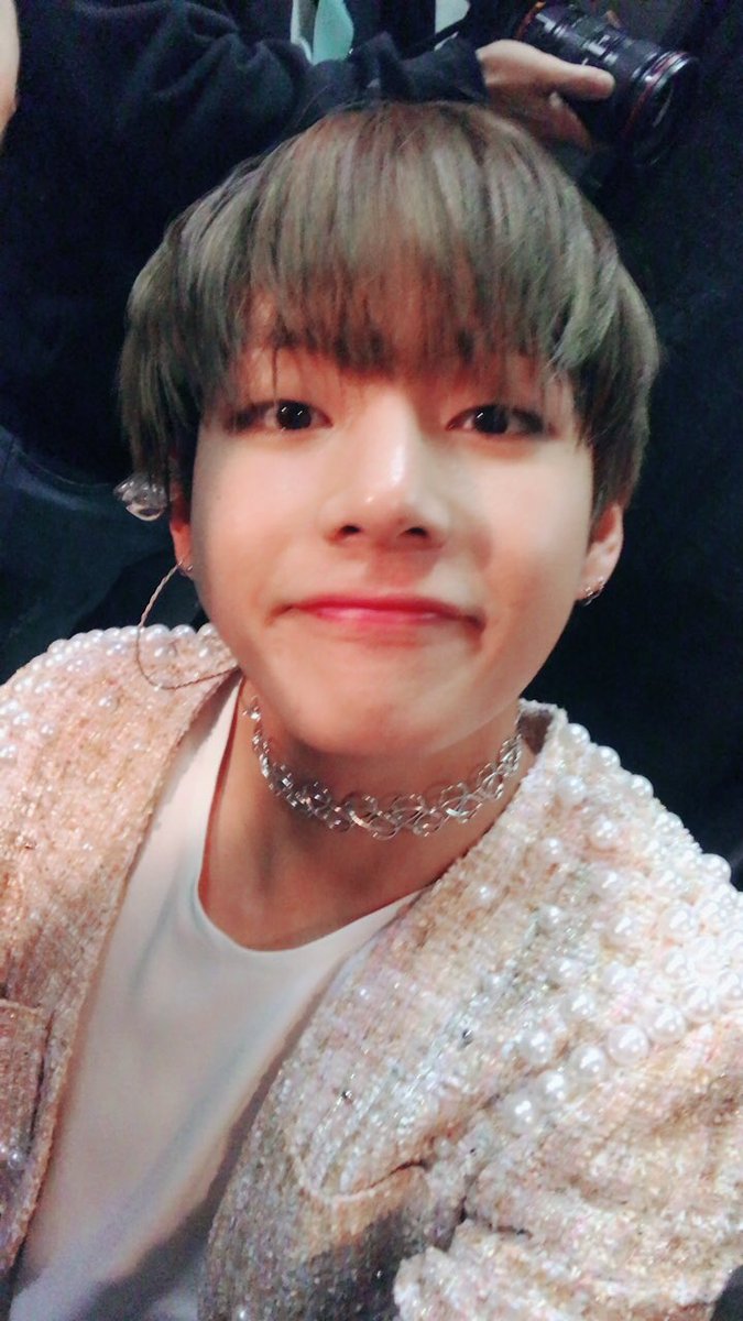 BTS_twt tweet picture