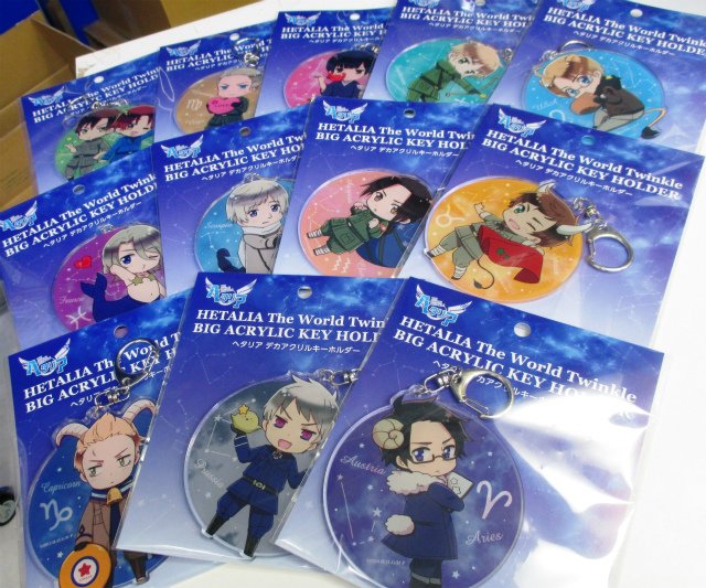 アニメイト梅田 グッズ情報 ヘタリア The World Twinkle より デカアクリルキーホルダーが入荷致しました 星座をモチーフにしたデザインがとっても可愛いウメね 鞄につけてアピールウメ コーナーにて大好評発売中です ヘタリア