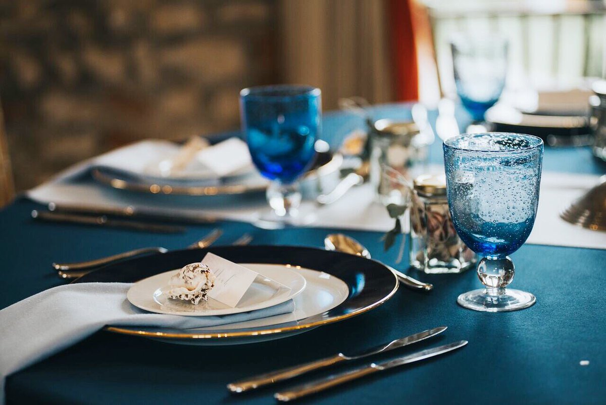 placesettings_'s tweet photo. After a colourful touch to add to the table? Our coloured goblets &amp; rimmed plates look lovely on the table! Wide variety of colours too!
☎️📧 https://t.co/elYYtgnInz