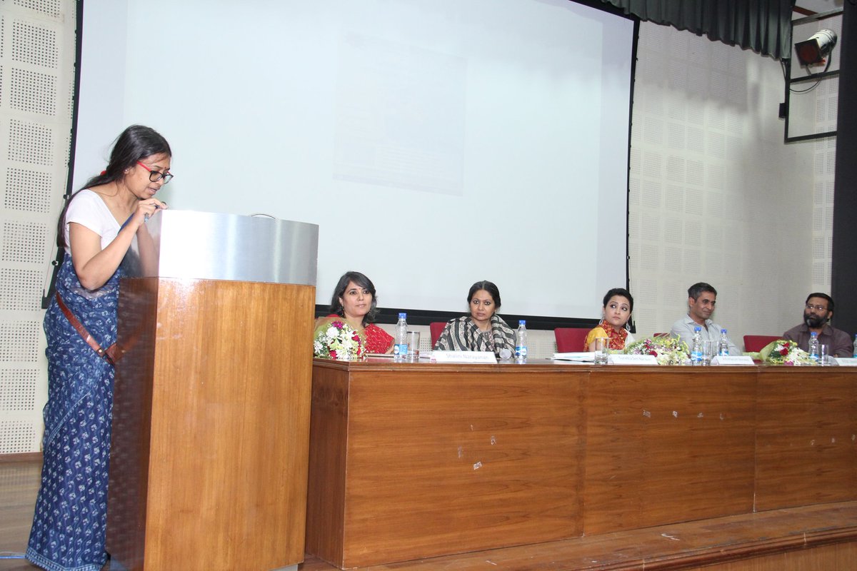 Shalini Narayanan (@shanar68) on Twitter photo 1/3 Fellow panelists <a href="/RifatJawaid/">Rifat Jawaid</a> <a href="/Shu_Cgnet/">ShubhranshuChoudhary</a> <a href="/sunetrasenn/">Sunetra Sen Narayan</a> <a href="/khanumarfa/">Arfa Khanum Sherwani</a> agreed on need for #regulating #newmedia thru indep body #MediaAkash 1/3 Fellow panelists <a href="/RifatJawaid/">Rifat Jawaid</a> <a href="/Shu_Cgnet/">ShubhranshuChoudhary</a> <a href="/sunetrasenn/">Sunetra Sen Narayan</a> <a href="/khanumarfa/">Arfa Khanum Sherwani</a> agreed on need for #regulating #newmedia thru indep body #MediaAkash