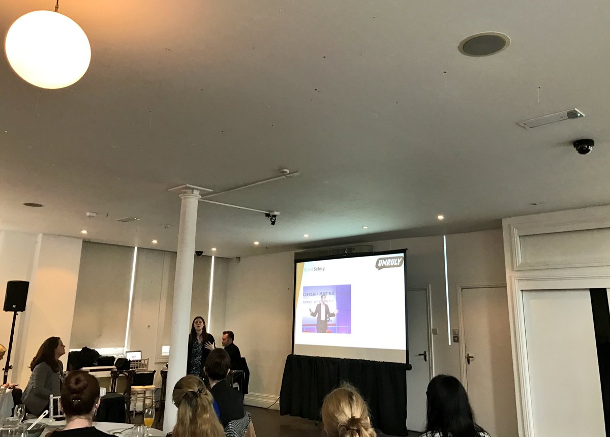 Johnny_C51's tweet photo. Great info from @unrulyco at @Rothco #WTFisprogrammatic. Vertical video 6X the interaction rates as horizontal! https://t.co/sWxfOhBR6s