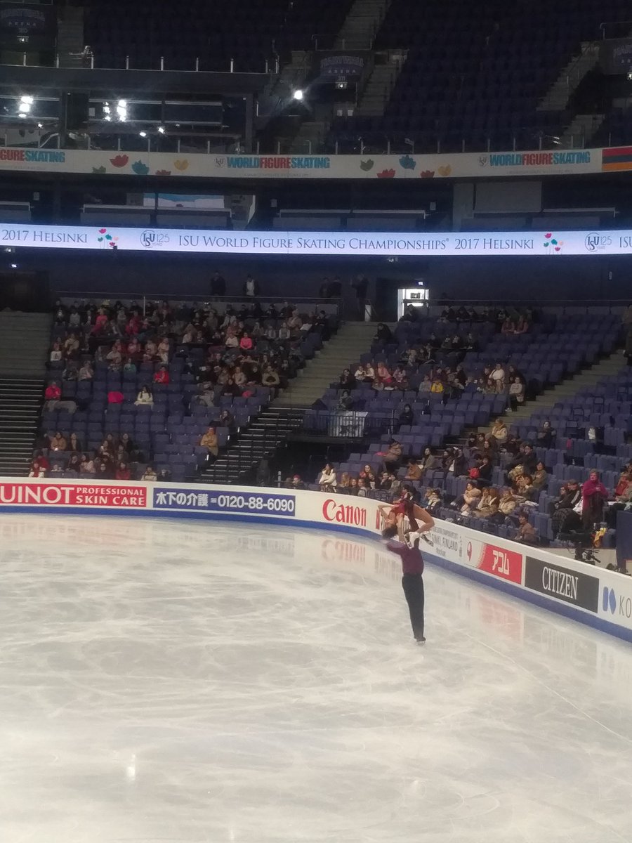 skatingpj's tweet photo. Guess where I am? Pairs' practice with a view of @dylanlubov in action! #run-through #freeprogram #helsinki2017 https://t.co/rpcn0ejl7M
