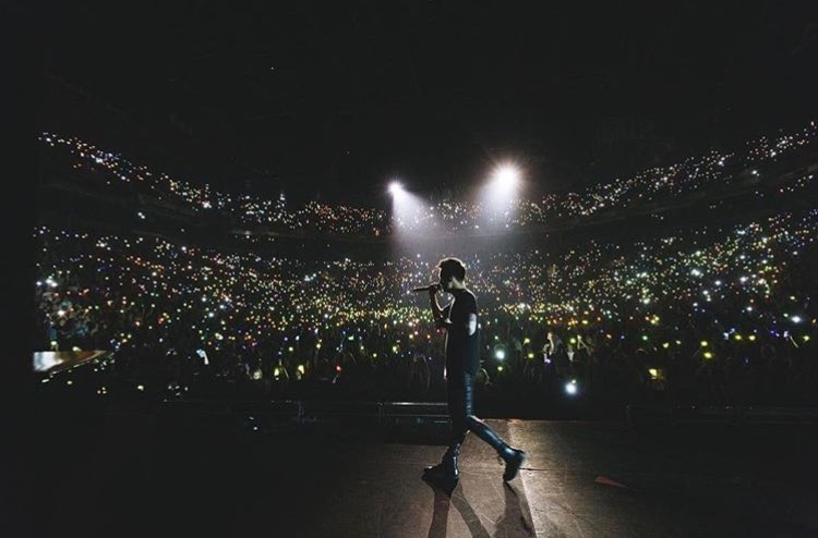 panicupdating's tweet photo. ❤💛💚💙💜
📸: @JakeChams 
#DOABAZ https://t.co/9m2Rmc8D3C