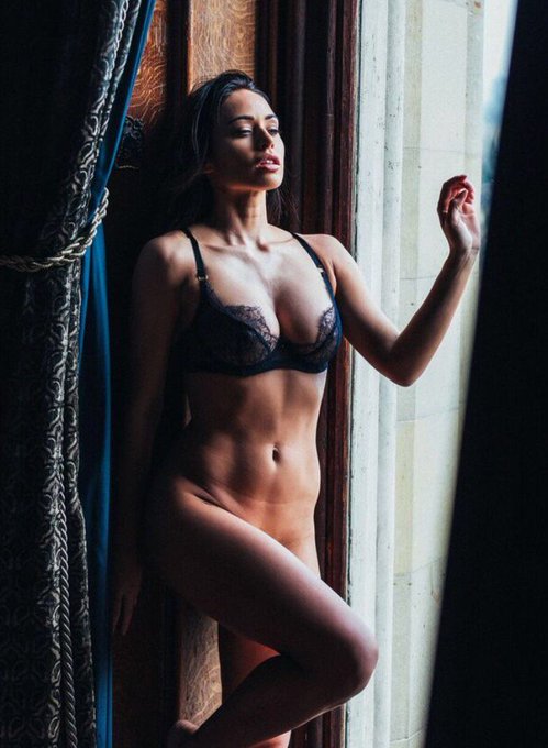 Morning from @milianeyes #clare Catch this shoot & so much more by getting a copy of Issue2 https://t