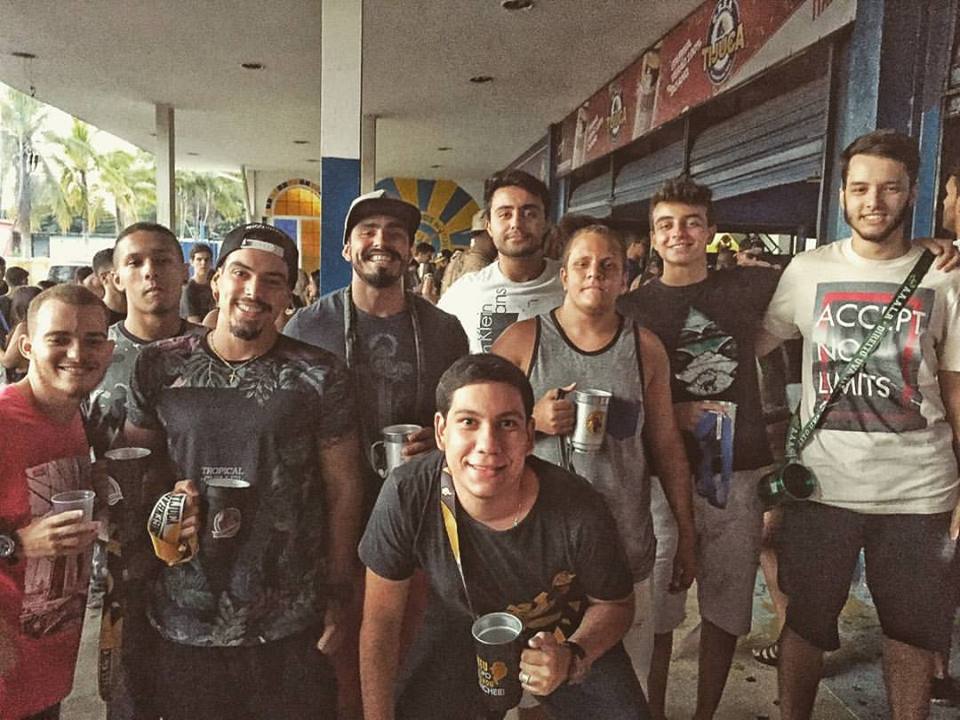 matheuslages10's tweet photo. #Irmandade #Veiguinha #Isoporzinho https://t.co/VwnPl05FOW