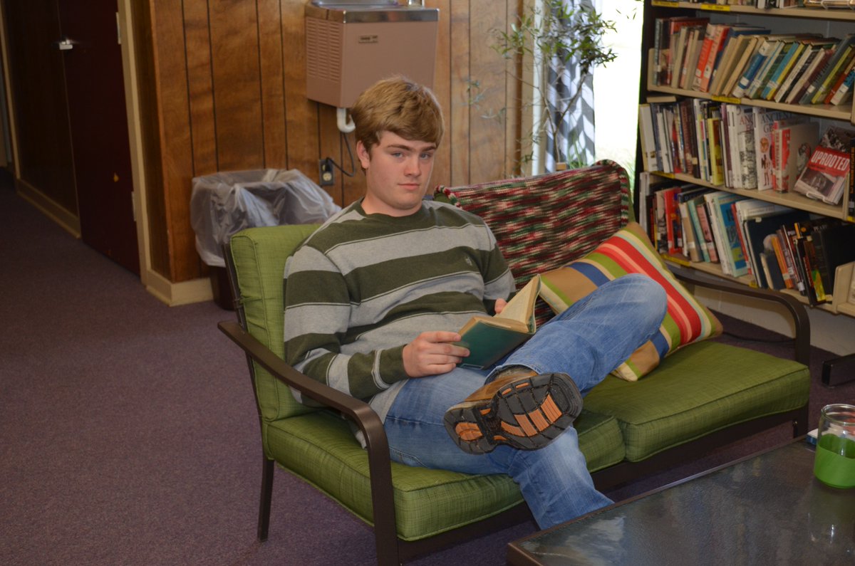 TheLunchClub5's tweet image. The only bright side of being in detention is getting help on our homework from the nerd. #HunterJohnson #TheLunchClub