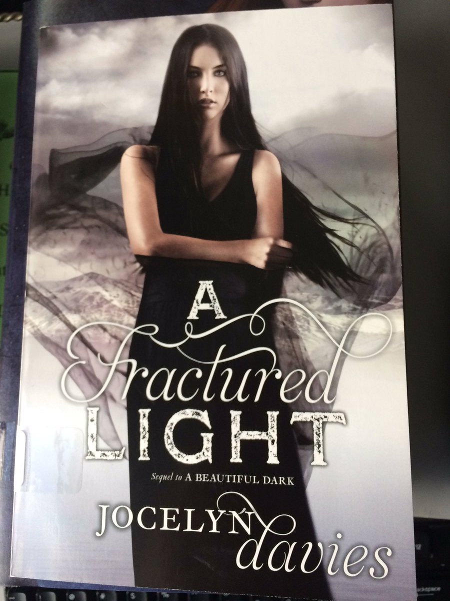 marywagner4550's tweet photo. New books in the NGRHS library!!! #ngrhs https://t.co/VO8KNBJ9hK