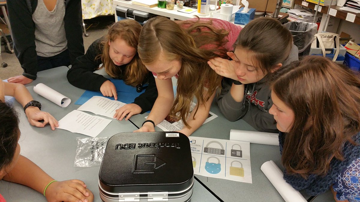 crazycutshall's tweet photo. Work together, think critically, ignore extraneous info, &amp; save the planet? YES!👍 #breakoutedu @BCSDigitalLearn @BuncombeSchools @BCS_AIG https://t.co/EpyM3fksJR