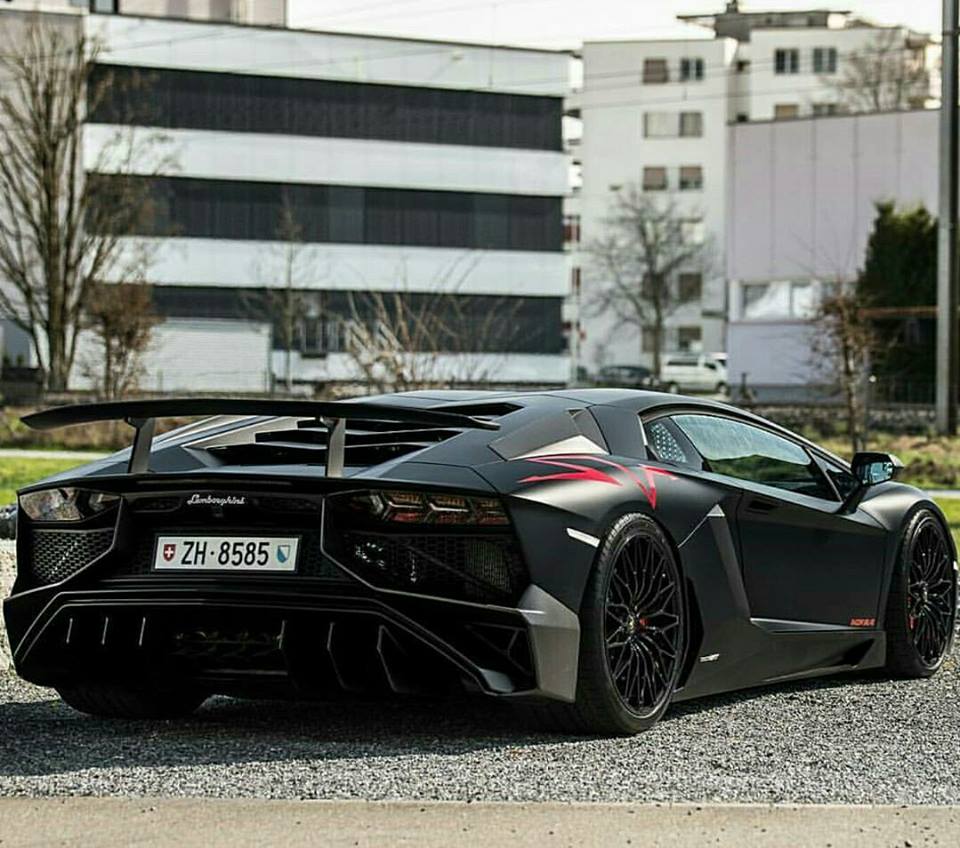 <a href="/Lamborghini/">Lamborghini</a> 
That Sexy Ass 😍