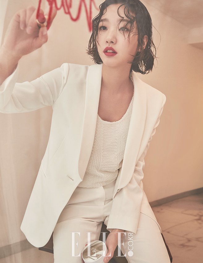 Kim go eun sexy