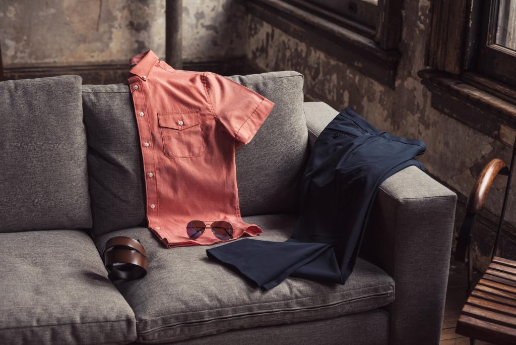 PerryEllis's tweet photo. Add a pop of color to your week. https://t.co/uHTnAavY7r #VeryPerry https://t.co/xDFRR5VAtz