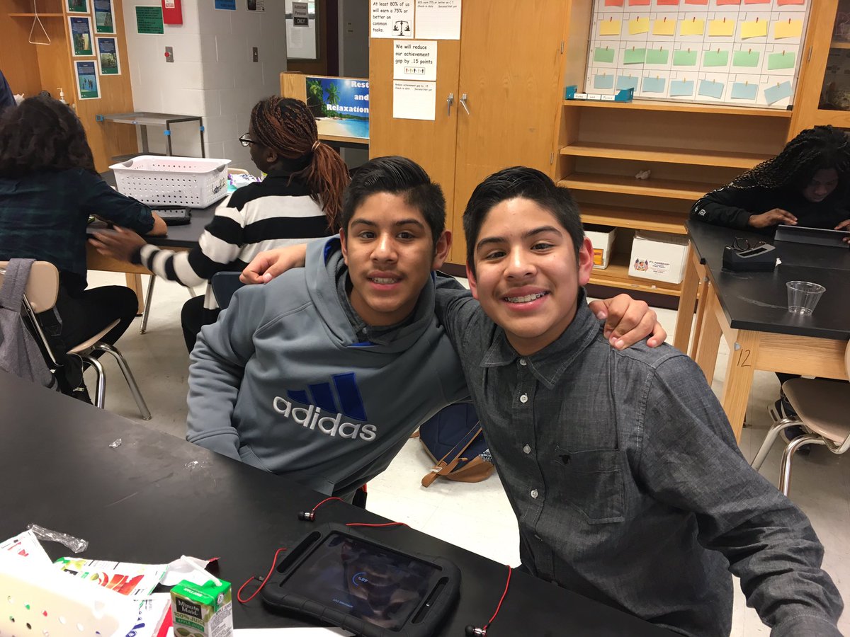 MandiWyndham's tweet photo. Amazing day &amp; Screening Party yesterday w/ #MVMSExplorers @MVMS_MCPS @mymcmedia #teenmedia #healthychoices #getcreative https://t.co/KWHK3kbLuB