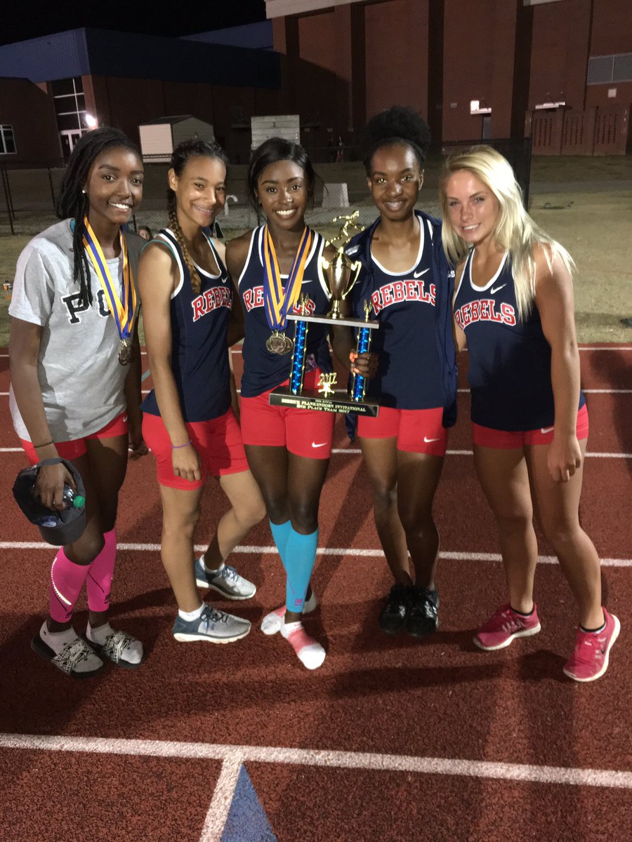 mikeyw47's tweet image. The Rebel ladies took 2nd overall at the Plank Invite led by high point winner @Dore101