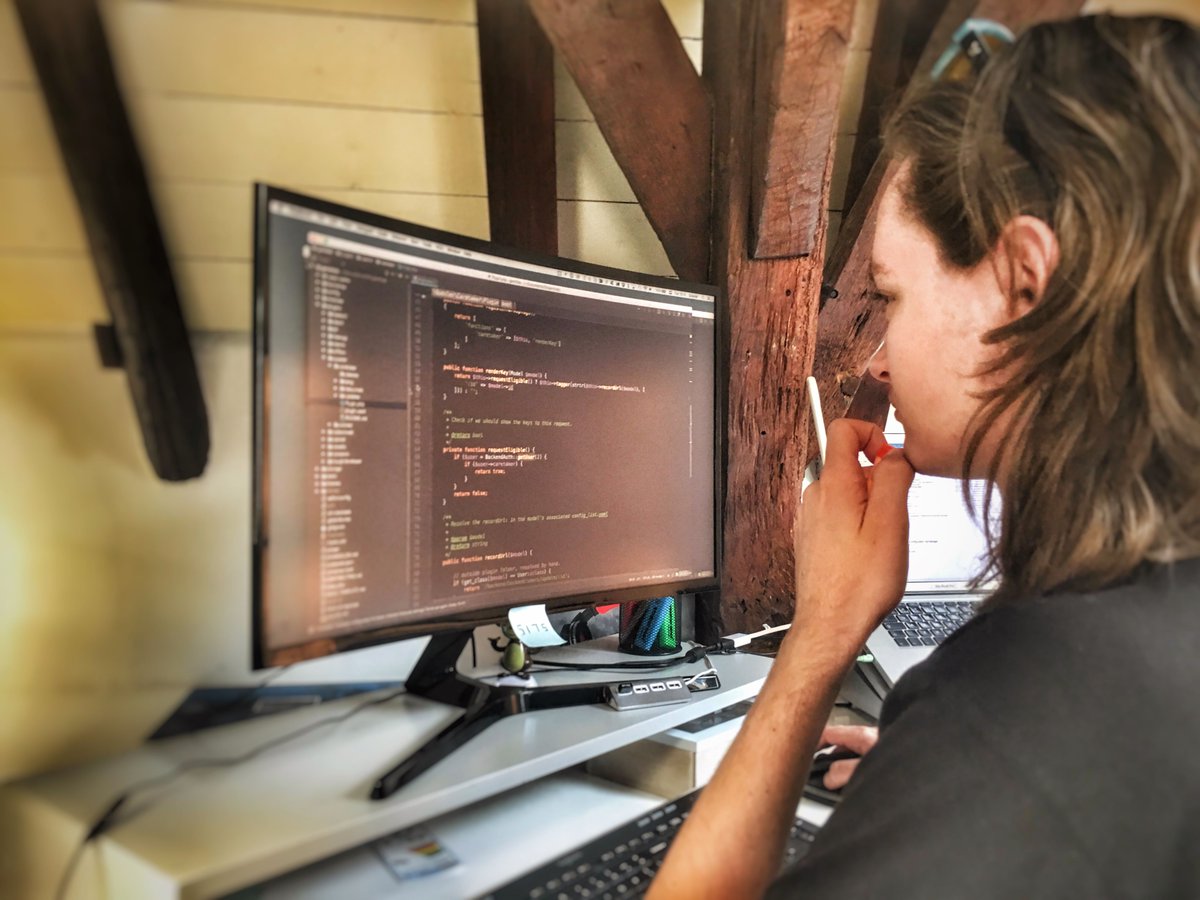 Patrick is keihard aan het werk voor een nieuw SAAS product die dit jaar nog het levenslicht zal zien, maar wat is het? #laravel #saas