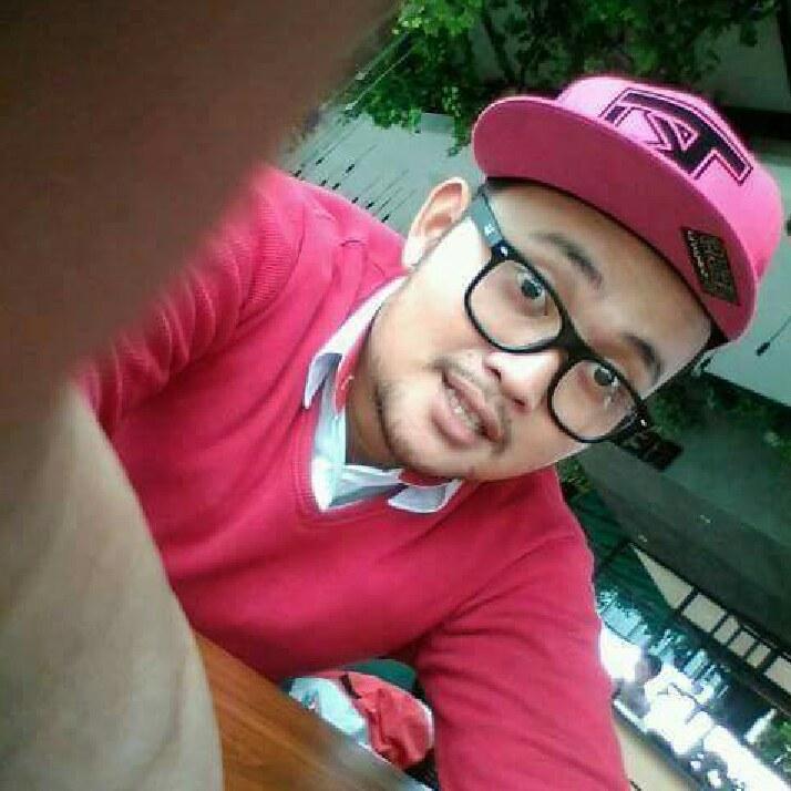 ayo pergi bersamaku > mc'ing vivo5plus at mall BTM . on #BIGOLIVE web.live.bigo.sg/2186986763_149…