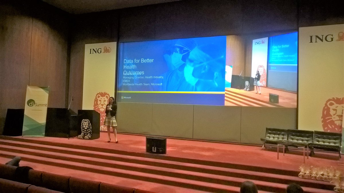 <a href="/elenabonfi/">elena bonfiglioli</a> presenting power of Data for Good to cure Cancer #Microsoft #disummit news.microsoft.com/cloudforgood/ …tizing-ai-in-health.azurewebsites.net/index.html