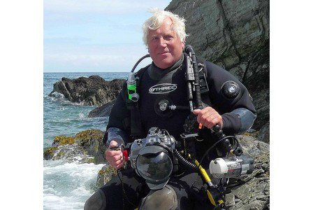 HamletBen's tweet photo. #CoCoastSW volunteers! Come and join me to see Marine Biologist Dr Keith Hiscock's talk at April's #Wineandscience https://t.co/aoPuBYUWnp https://t.co/7554oY7V9g