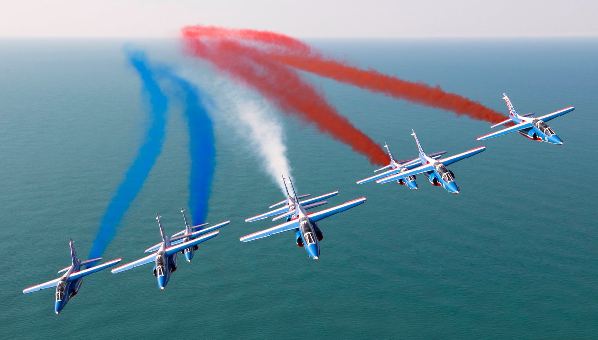 DefensAero's tweet image. French Aerobatic Team @PAFofficiel over Cape Canaveral Air Force Station (CCAFS).

© SIRPA Air / @Armee_de_lair