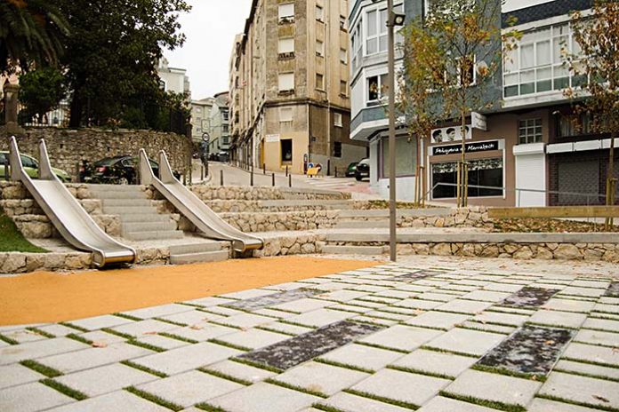 DisenoCiudad's tweet photo. Acondicionamiento #PlazadelaLeña #Santander @MoreuMestre potenciar uso #espaciopublico más espacio peatón
https://t.co/cSDbvJENRI https://t.co/G075tXAa94