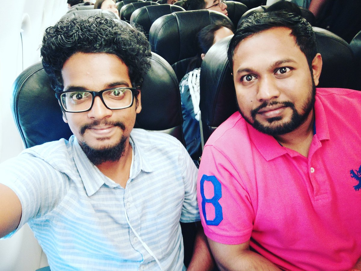 ahmedshamoon777's tweet photo. 🇲🇾🛫  >>  🛬 🇲🇻
After a  productive Youth Assembly. 
##AUYA2017 #MaldivesDelegation #RAFY #YouthLeaders 
30 | March | 2017 https://t.co/ZvBnDTf3Yx