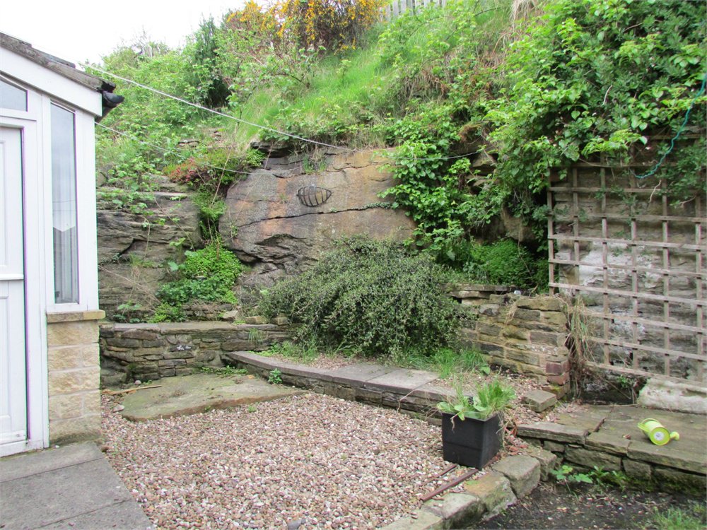 Earnshaw Kay tweet media