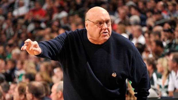 BballCoachMac's tweet photo. "You can tell a lot about a recruit by just watching how they warm up and how they act on the bench" - Rick Majerus https://t.co/4okQ404o98