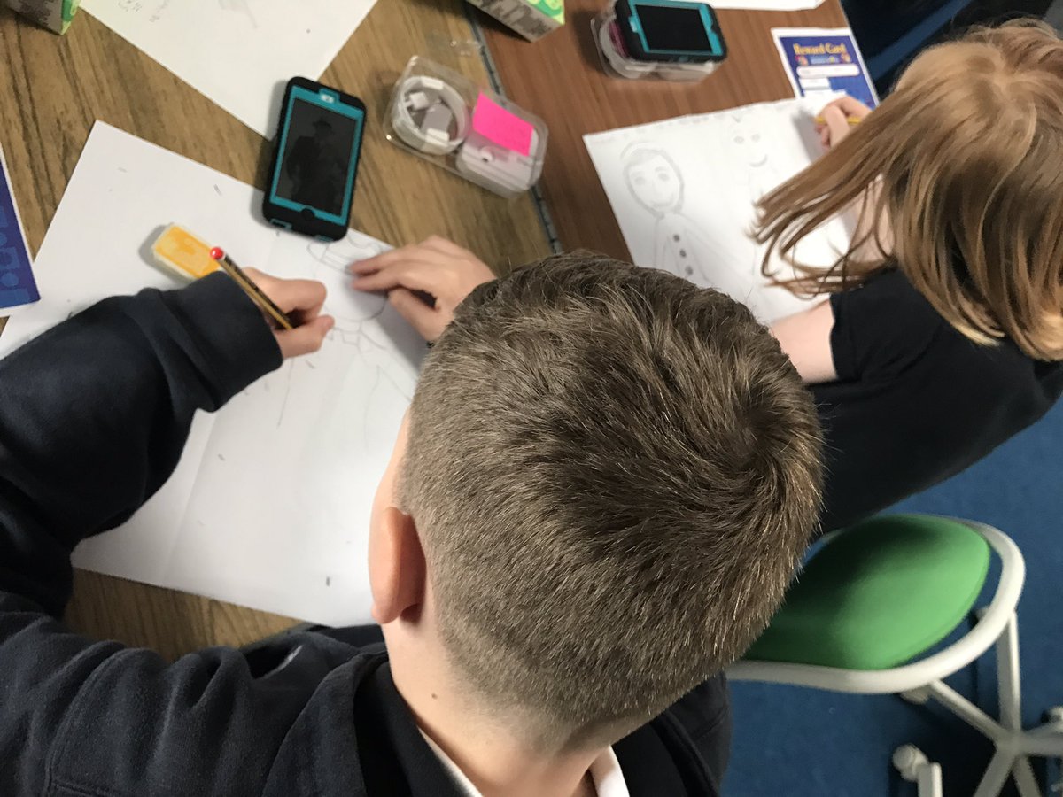 stlukesps1's tweet photo. P7 researched fashion in the 20s on their new iPods today, we're really excited to have our own resources! @mispace16 @MidlothianLTT https://t.co/cXbzWFFRHN