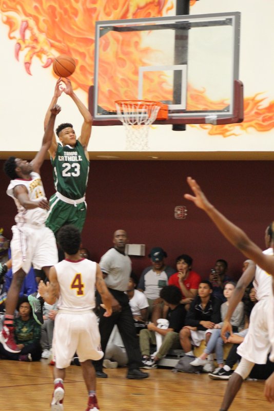 FloridaSelect's tweet photo. Congratulations to @kevin_knox23 on a spectacular High School Career at @tampacatholic!  
https://t.co/uv2S5Xdr5s https://t.co/wNu39bgxQ3