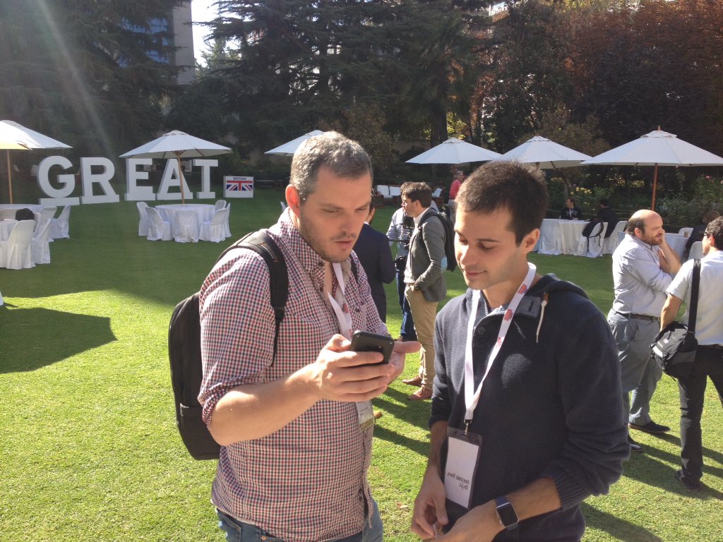 UKinChile's tweet photo. Let the games begin! Intenso networking en #startupgames2017 #chile https://t.co/jhqcAtEFh0