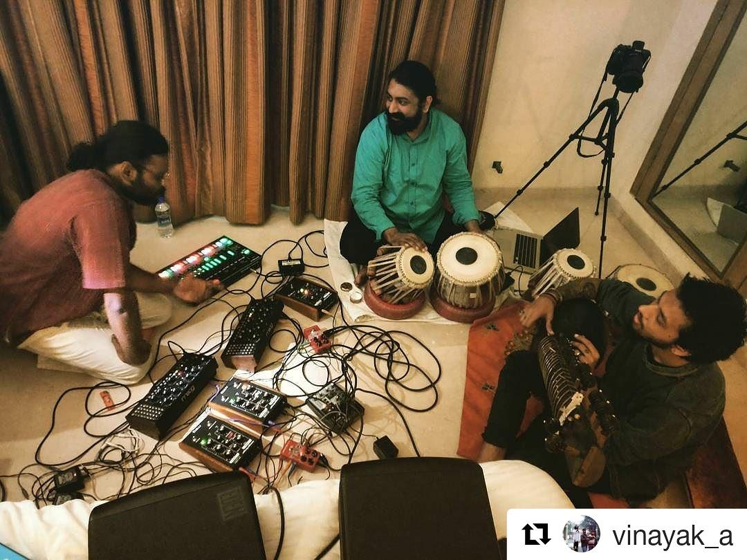 UnMute's tweet photo. Rehearsals are on: @talvinsingh + @vinayakamusic and Rishabh tomorrow at @TheExchangeIn showcase #Mumbai https://t.co/oXyLNJRj4W