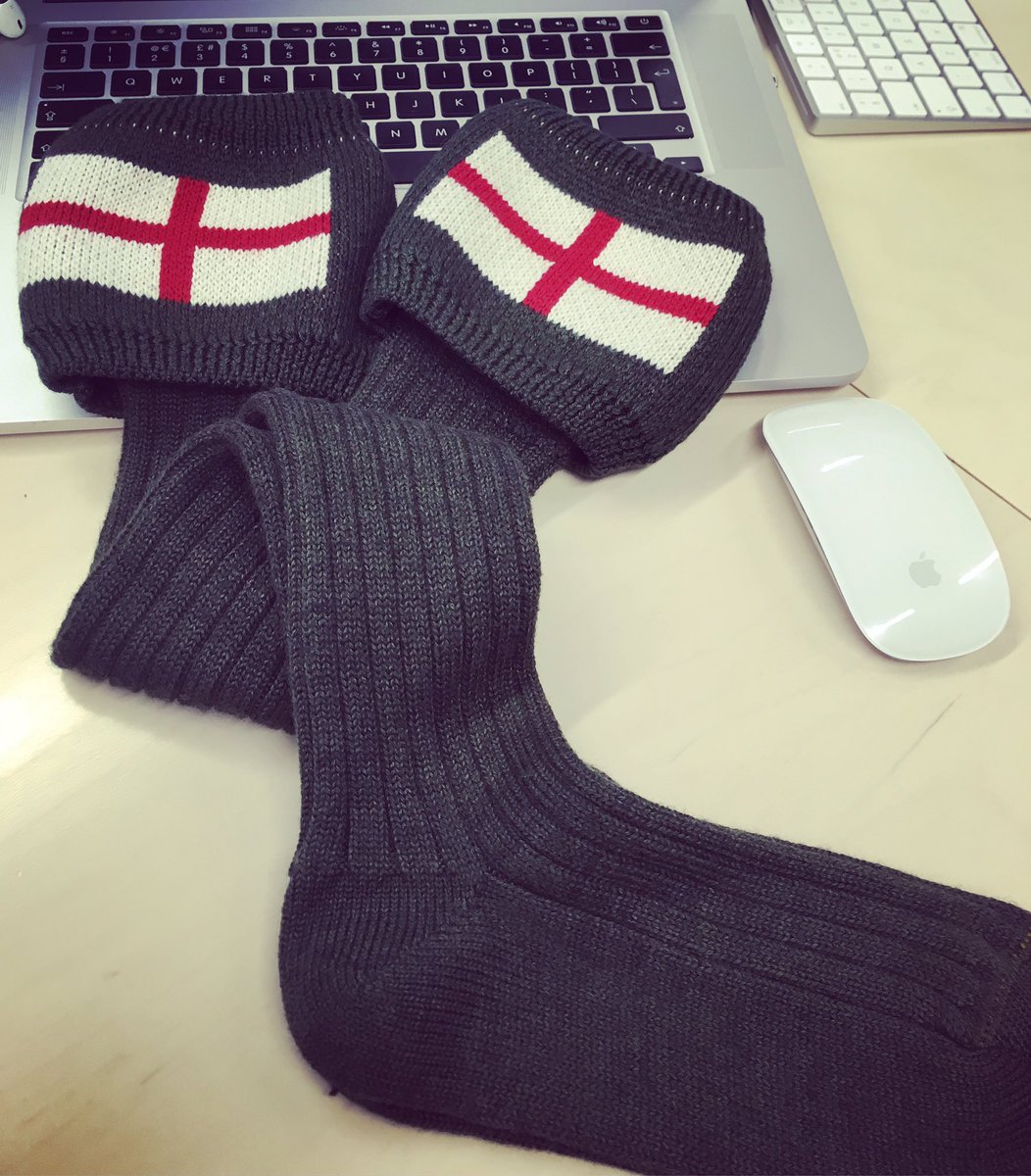 loulondondesign's tweet photo. A big thank you to @HouseofCheviot for my fantastic present. So thoughtful #shootingsocks #england #british 👌🏻#happy https://t.co/orEE7E39Qr
