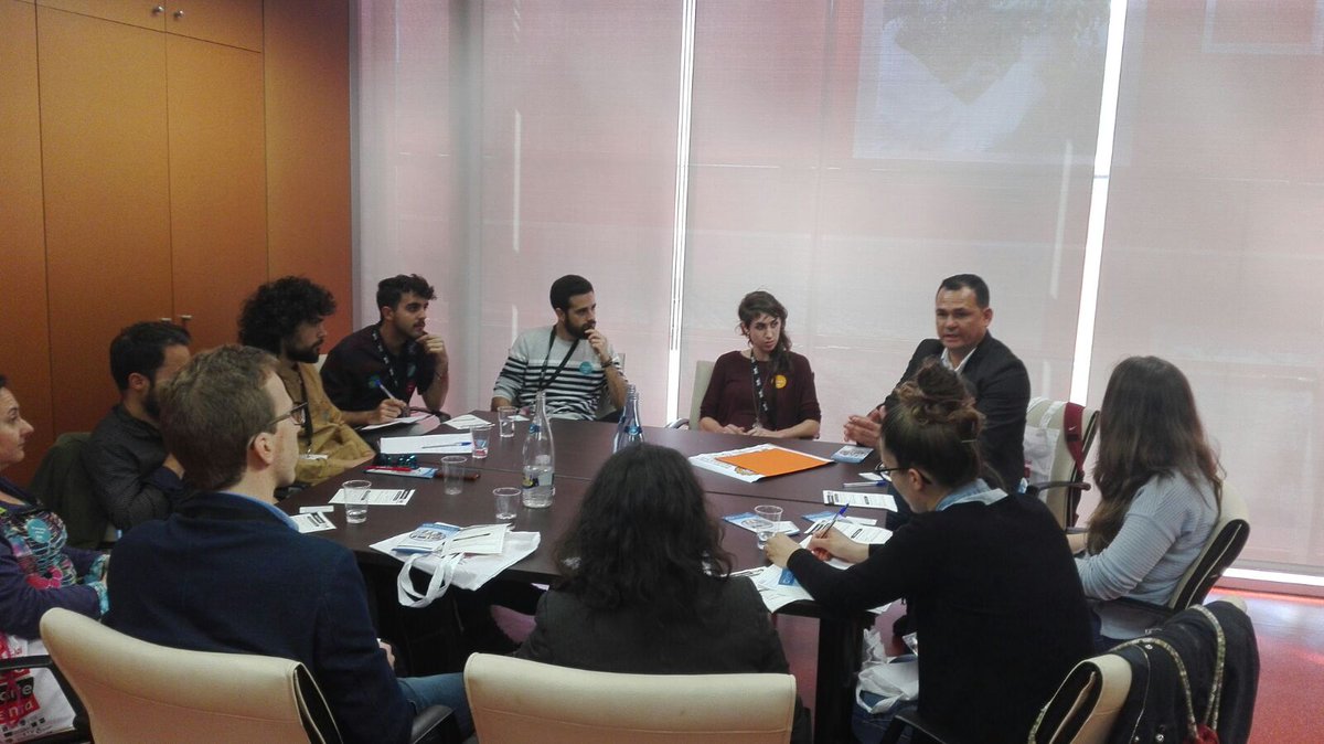 conexamos's tweet photo. Una maravillosa experiencia el #SpeedNetworkers del #Foro3IS donde #ConexamosPersonas interesantes y #Proyectos súper inspiradores ¡Gracias! https://t.co/Ylwxte6e0Y