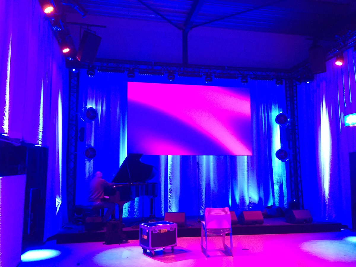 ACSaudiovisual's tweet image. Ready for the annual ACS/Eventresult customer day. A warm welcome for the more than 120 relations we are expecting. #bttf17