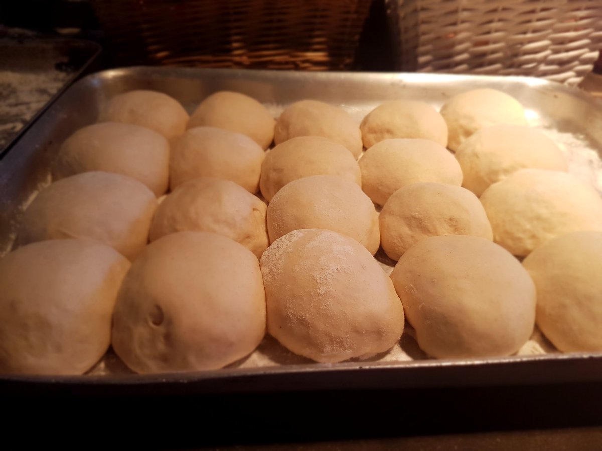 Redlodgenorfolk's tweet photo. Bread https://t.co/n0Pw5A9so4
