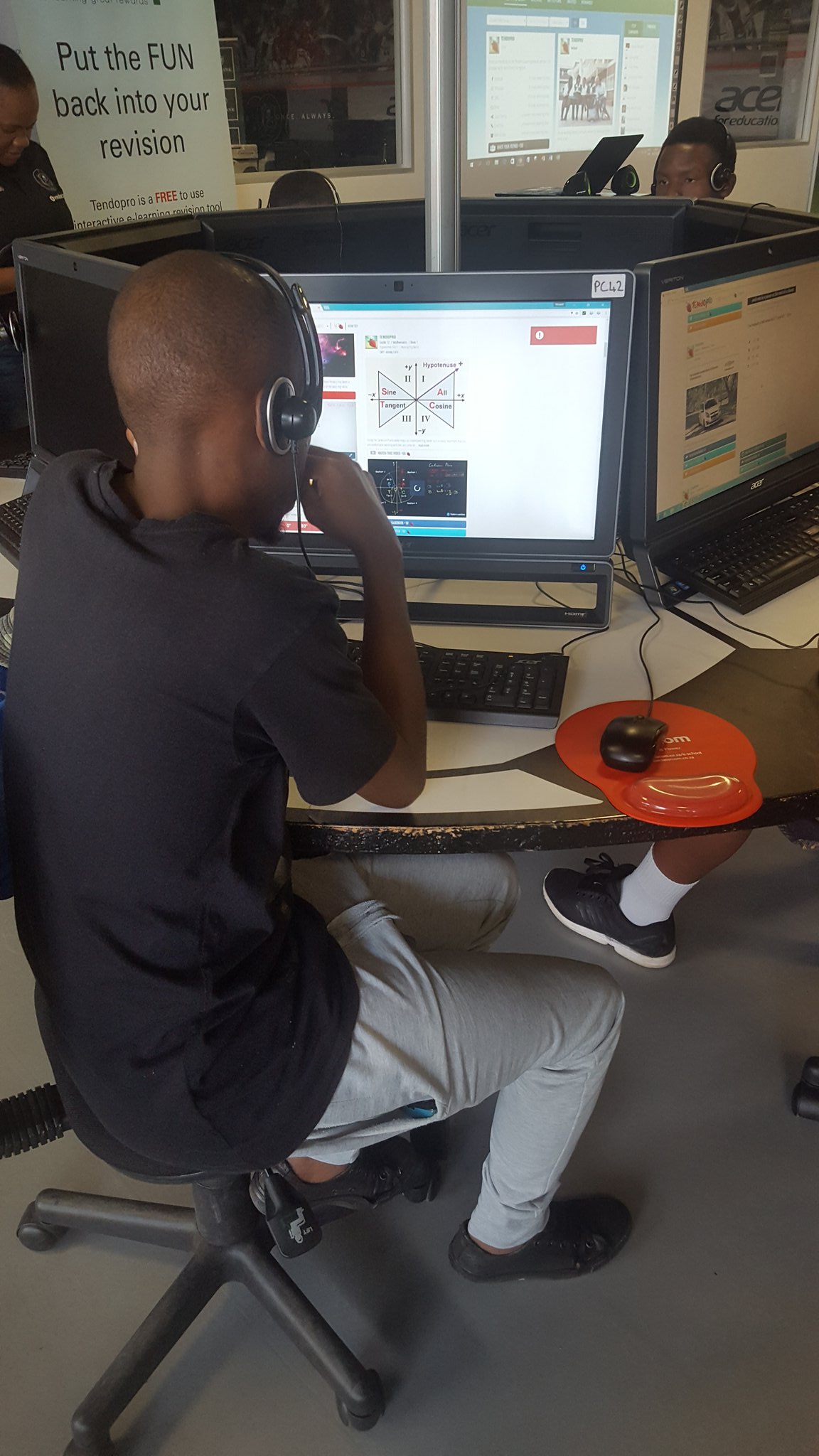 Nedbank On Twitter Kids Use Orlando Pirates Computer Lab