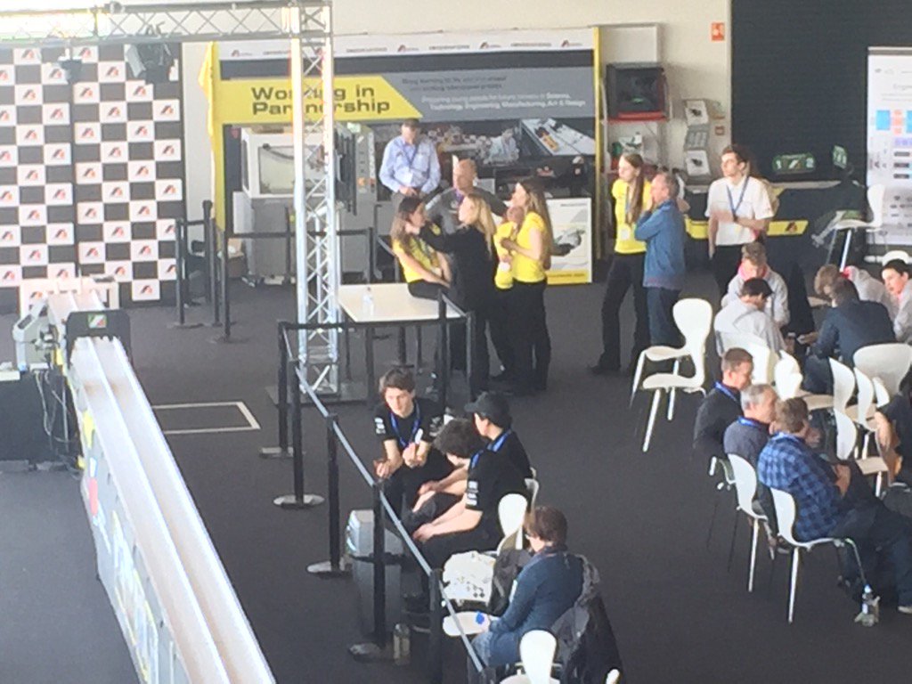 gordana_collier's tweet image. These girls are really good, they are ready for @RenaultSportF1 ;)