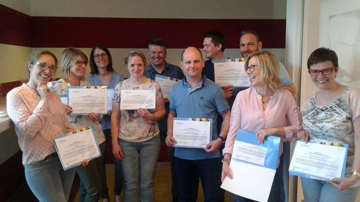 Weer een groep vertrouwenspersonen enthousiast om aan de slag te gaan #idewe met @steffievandersmissen