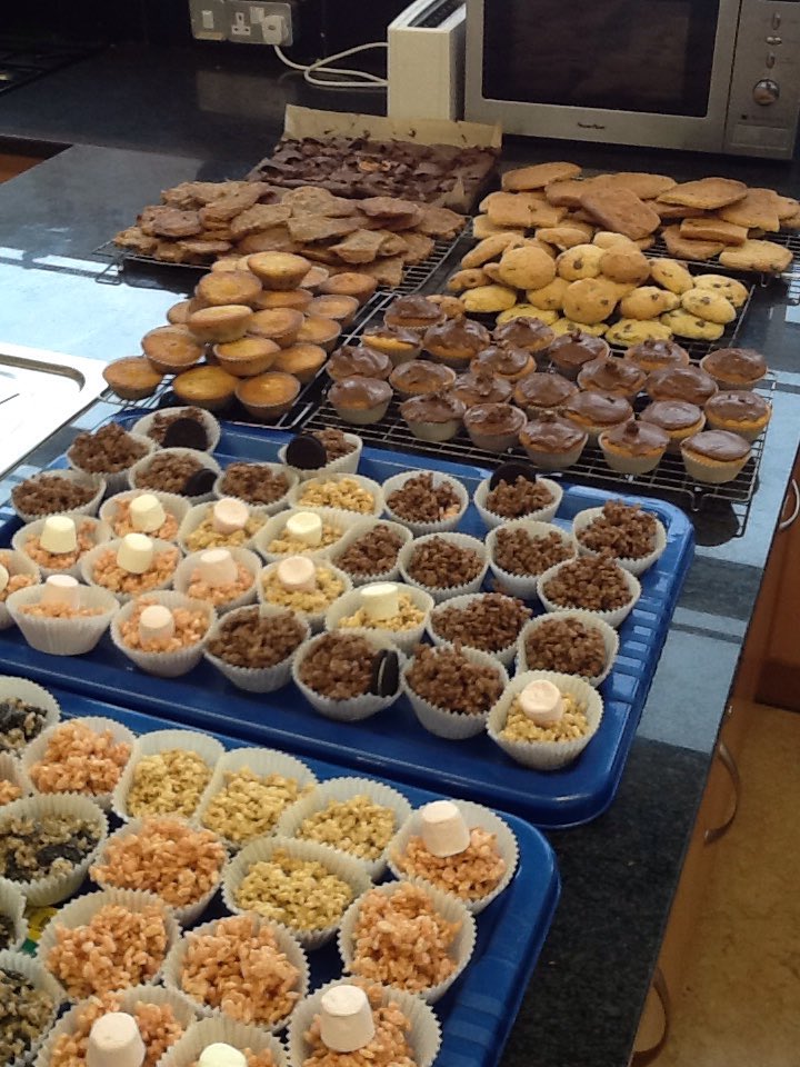 olgrove_HomeEc's tweet photo. The TY students here @olgrove baking some treats for their coffee morning tomorrow! https://t.co/TycFpEKVpB